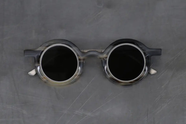 Rigards RG1062 Series Titanium Alloy Natural Horn Glasses RG-RG1062-MCYGHHP Camouflage Matte Dark Gray Lenses